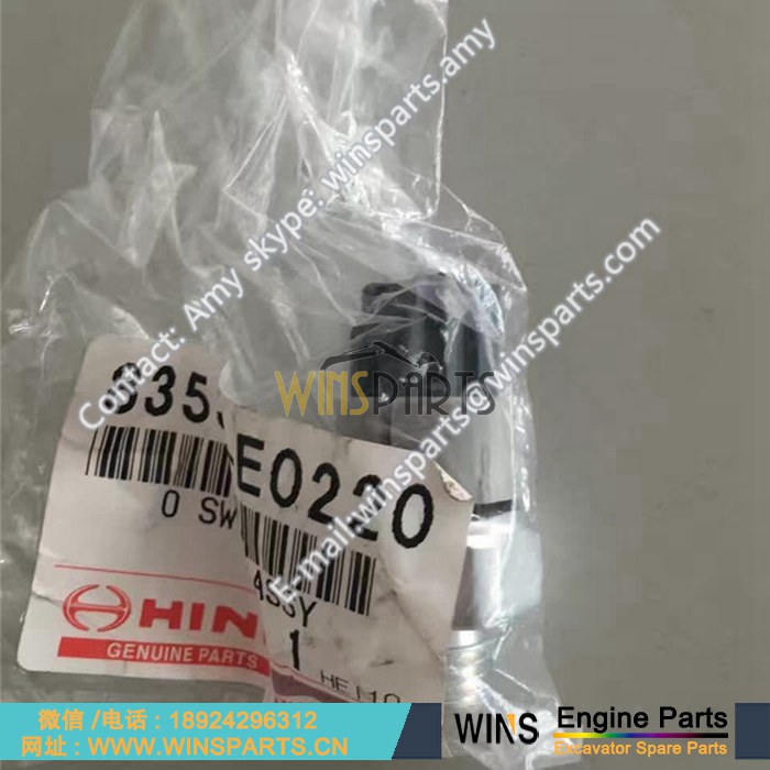 VH835301471A VH83530E0220 83530-E0250 83530-E0220 835301471A 原装日本日野 J08E J05E P11C 发动机 机油传感器 感应器 用于神钢SK250 SK260 SK330 SK480挖机配件