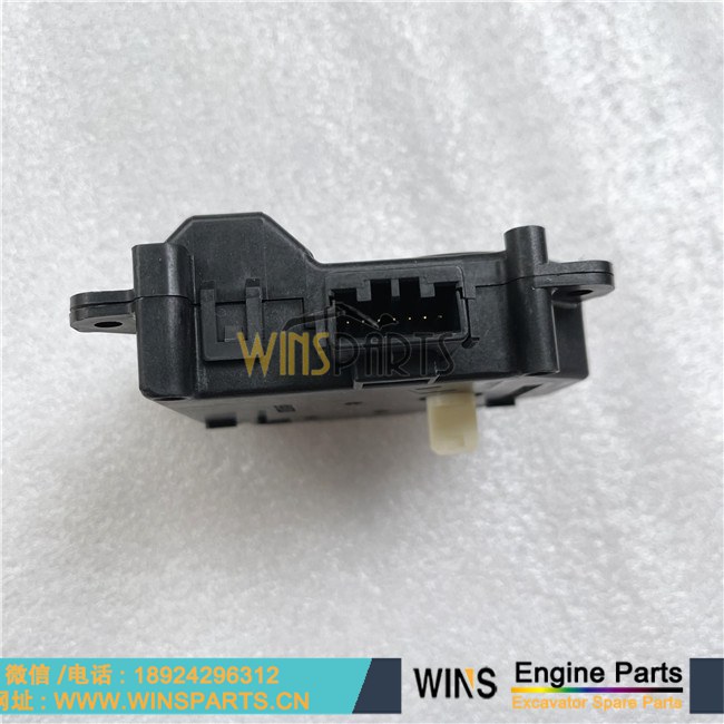 XB00001056 063800-0300 日立 空调 风扇 风机 伺服马达 总成 用于日立 ZX210LCK-5G ZX240-5G ZX240LC-5G ZX250H-5G ZX250K-5G ZX250LC-5B ZX250LCH-5G 挖掘机配件